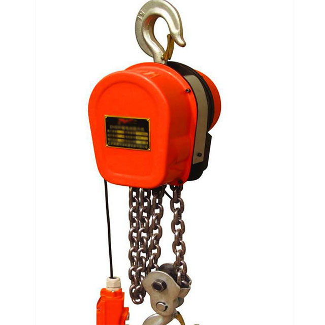 What precautions should I take when using a DHS electric hoist