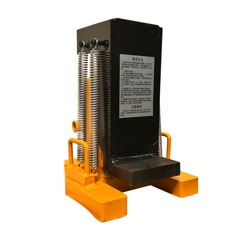 Claw Jacks in Emergency Rescue