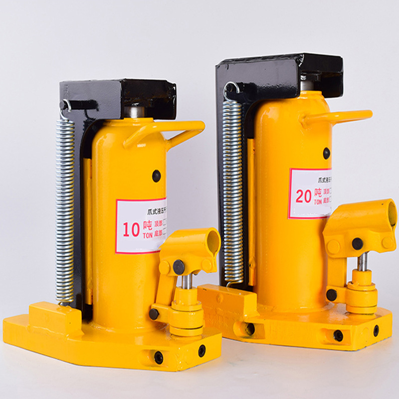 How to top up a claw jack while operating it